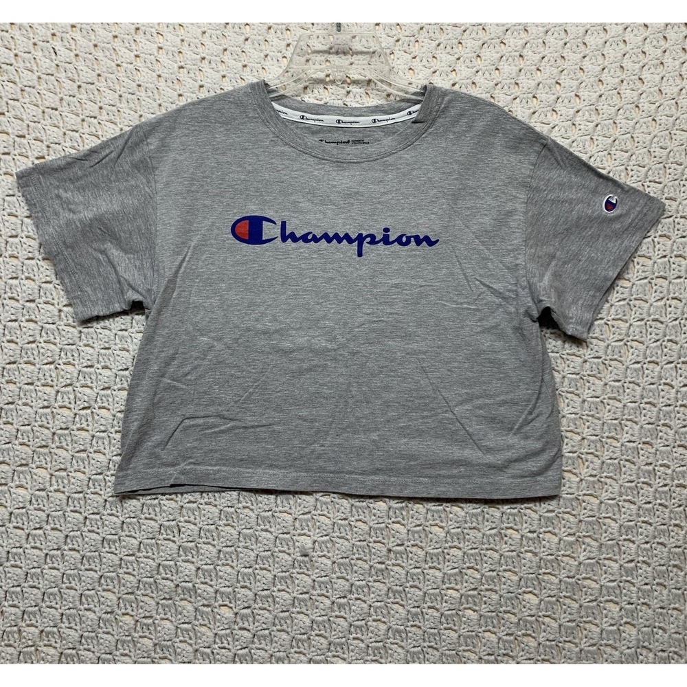 Champion Crop T-Shirt Womens Size Medium Gray  Logo Crew Neck Shirt Short Sleeve